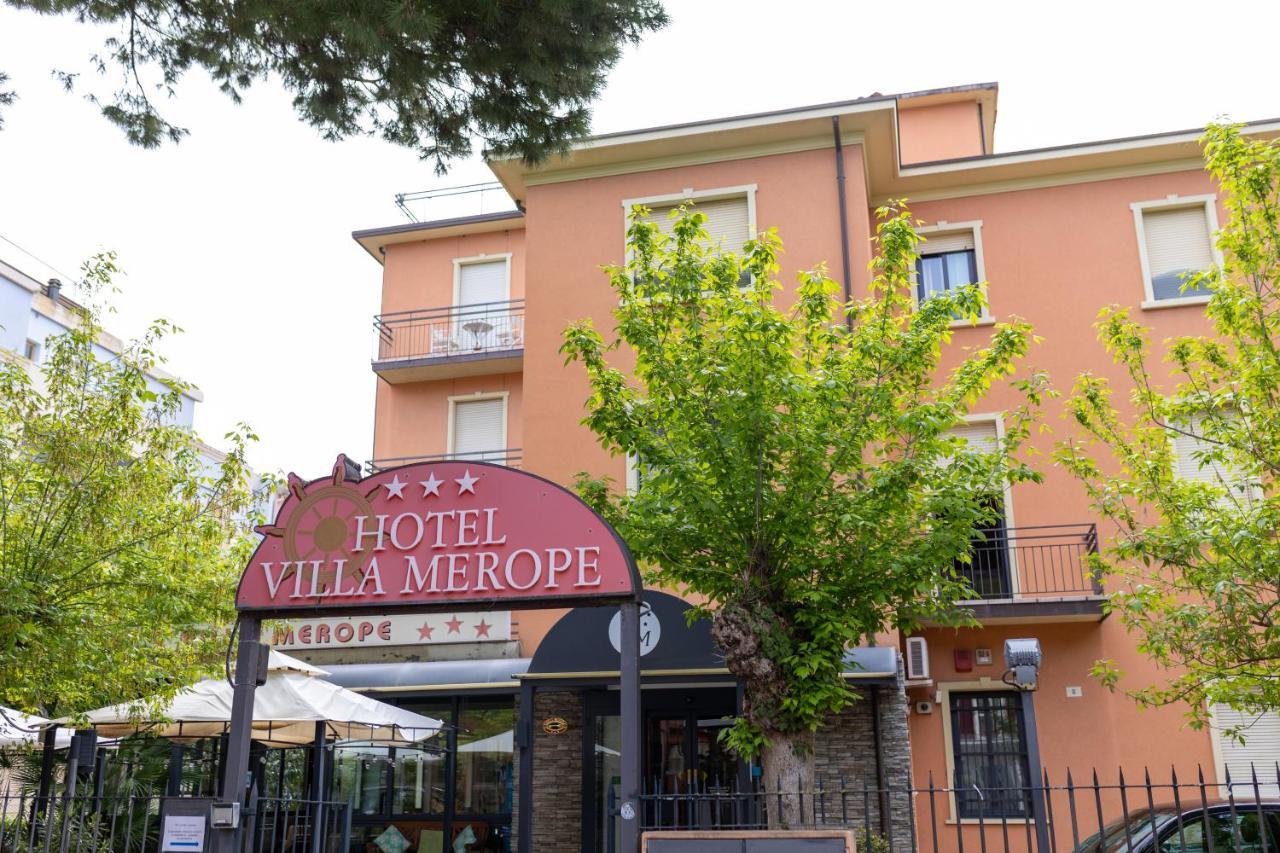 Hotel Villa Merope Rímini Exterior foto