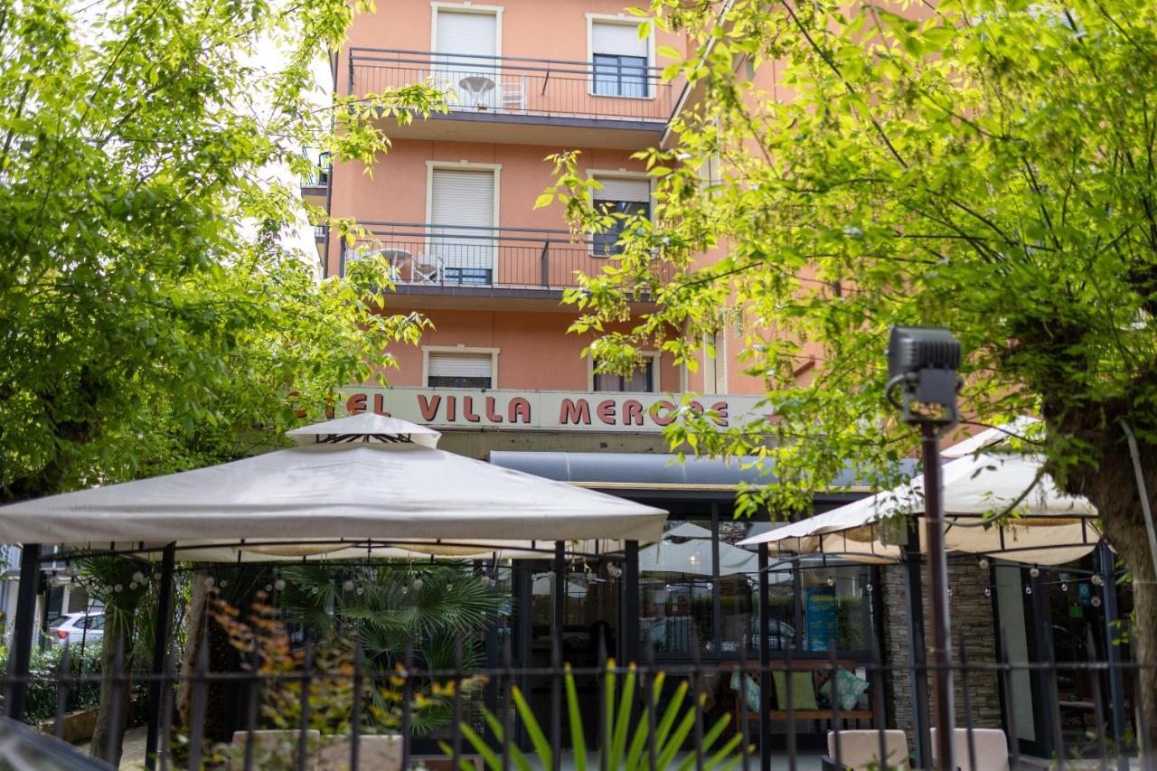 Hotel Villa Merope Rímini Exterior foto