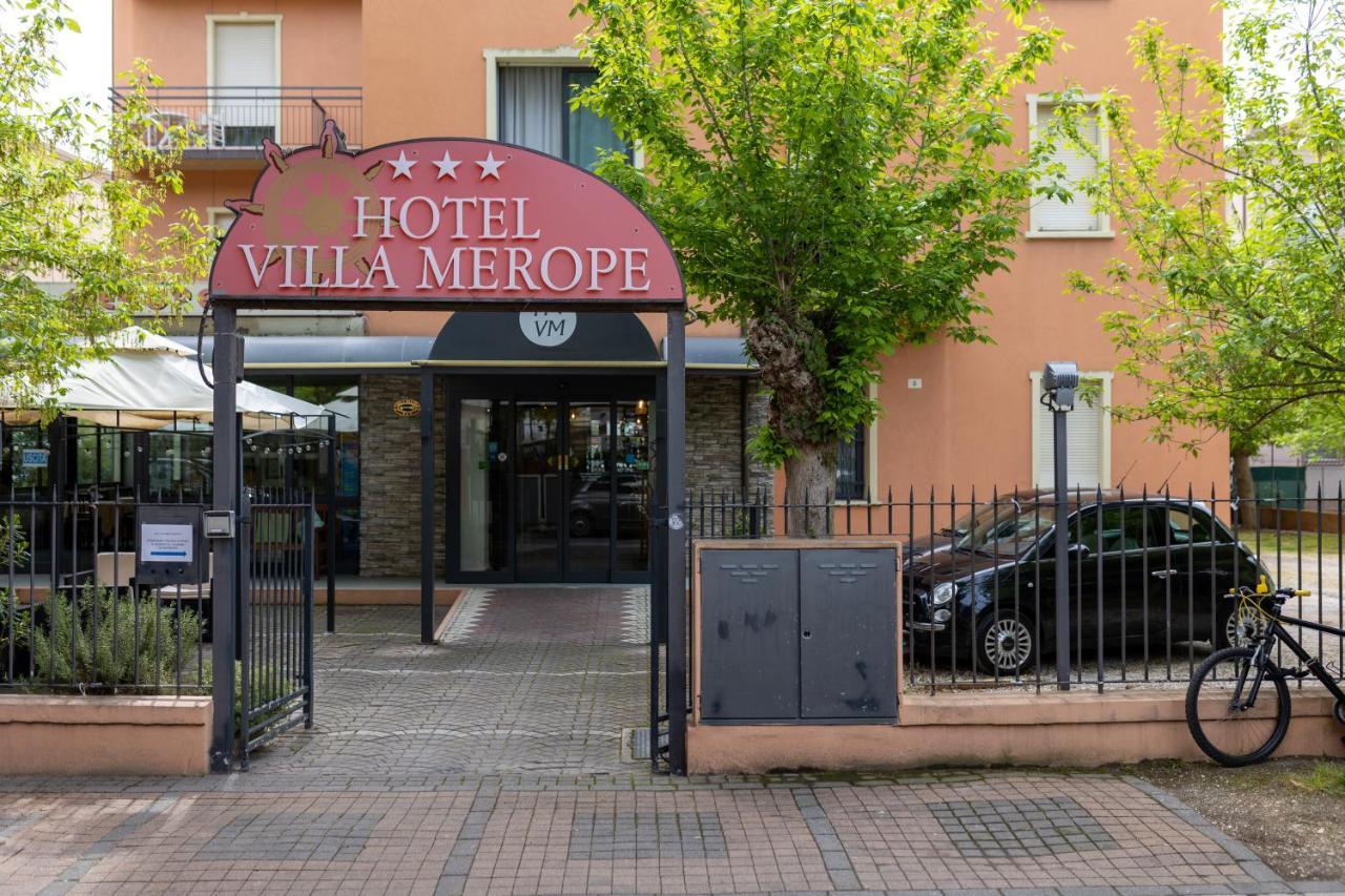 Hotel Villa Merope Rímini Exterior foto